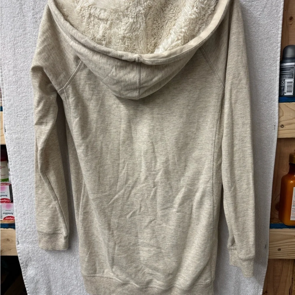 Maurices Cream Hoodie with Faux Fur Trim Size M